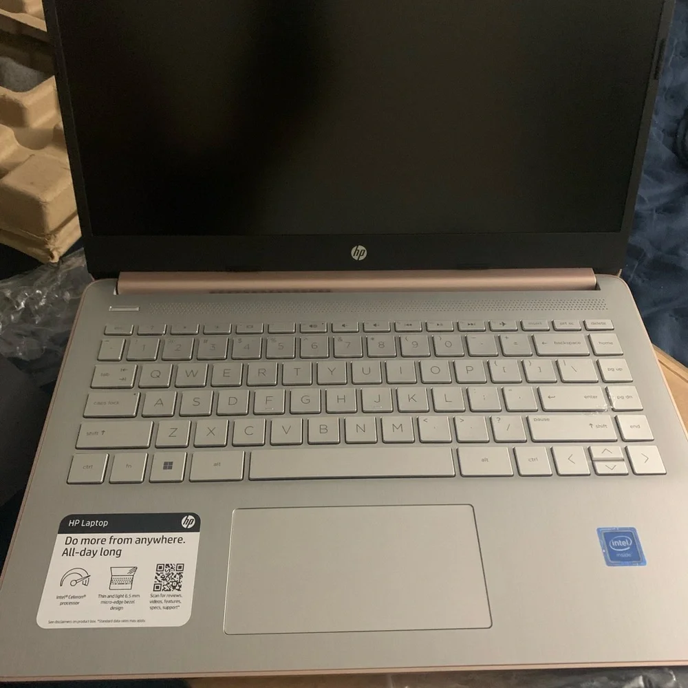 HP Gold Laptop with Accessories